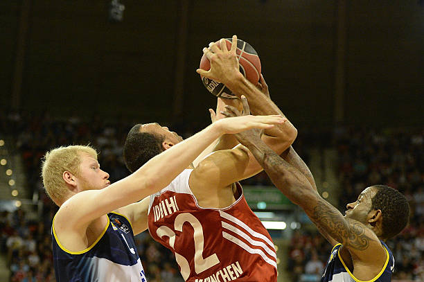 将姆巴佩形 将姆巴佩形