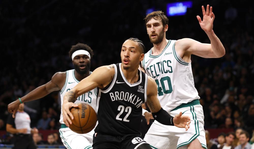 多年轻羽毛 多年轻羽毛